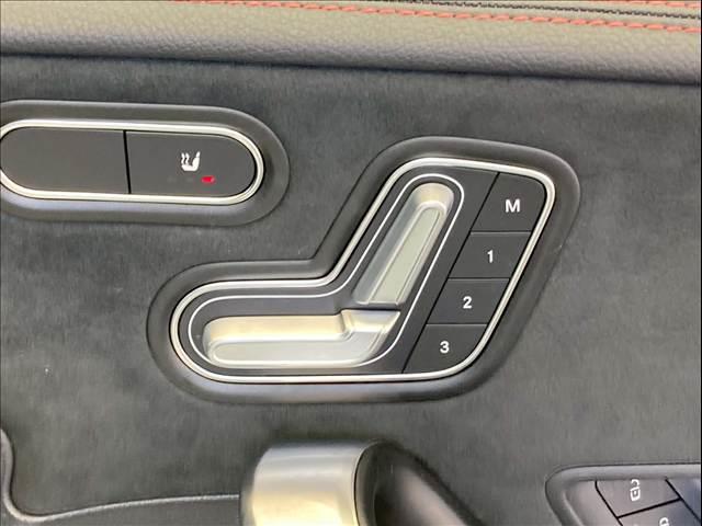MERCEDES BENZ CLA-CLASS CLA200D AMG LINE