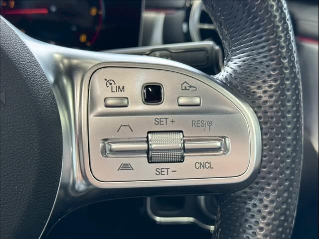 MERCEDES BENZ CLA-CLASS CLA200D AMG LEATHER EXCLUSIVE PACKAGE