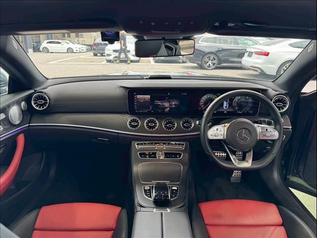 MERCEDES BENZ E-CLASS E200 COUPE SPORT