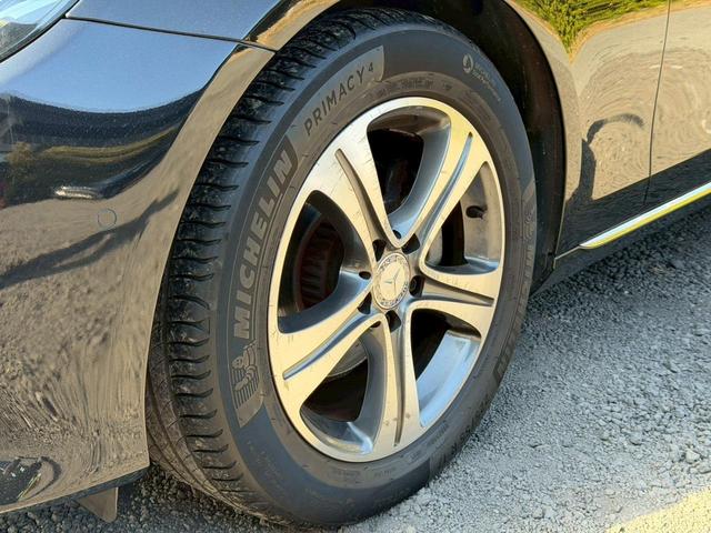 MERCEDES BENZ E-CLASS E200 AVANTGARDE