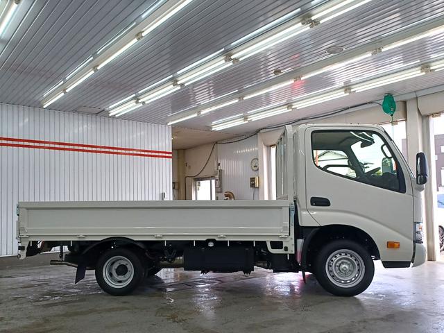 TOYOTA DYNA TRUCK
