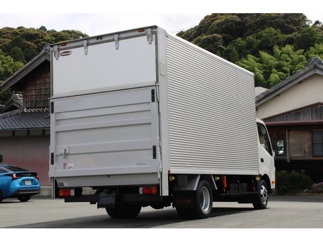 TOYOTA DYNA TRUCK