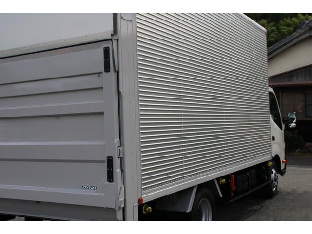 TOYOTA DYNA TRUCK