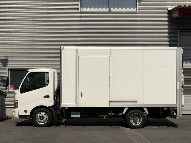 TOYOTA DYNA TRUCK
