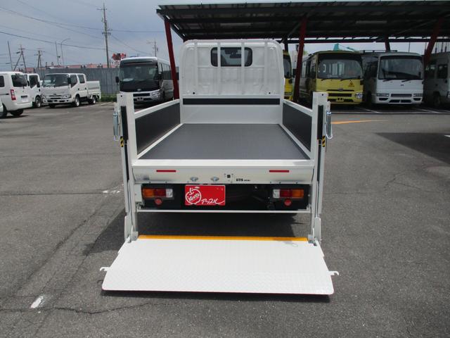 TOYOTA DYNA TRUCK