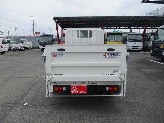 TOYOTA DYNA TRUCK