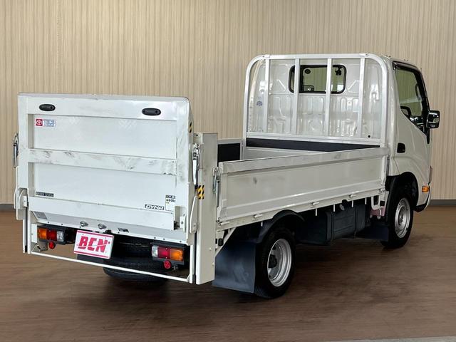 TOYOTA DYNA TRUCK