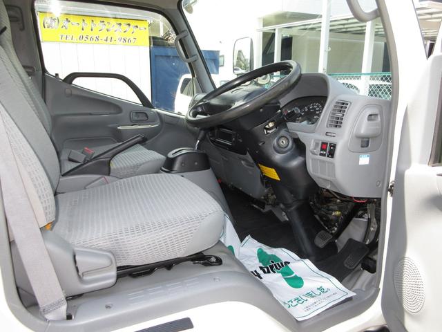 TOYOTA DYNA TRUCK