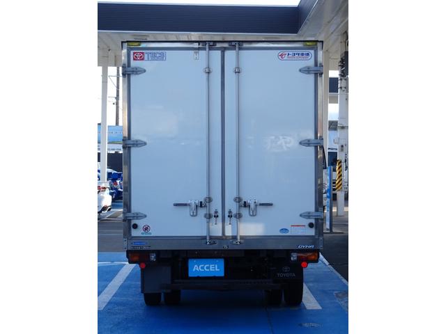 TOYOTA DYNA TRUCK