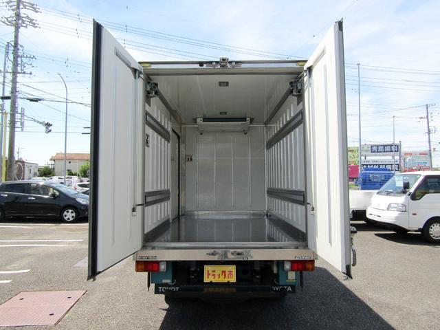 TOYOTA DYNA TRUCK