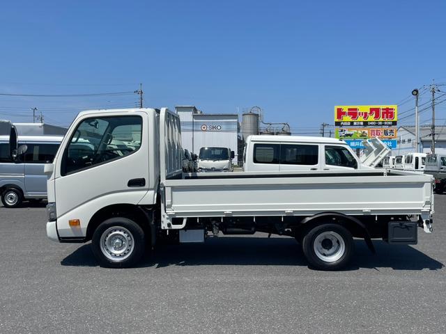 TOYOTA DYNA TRUCK