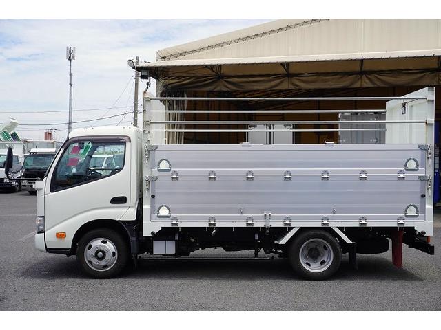 TOYOTA DYNA TRUCK