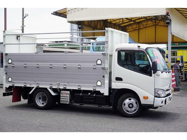 TOYOTA DYNA TRUCK