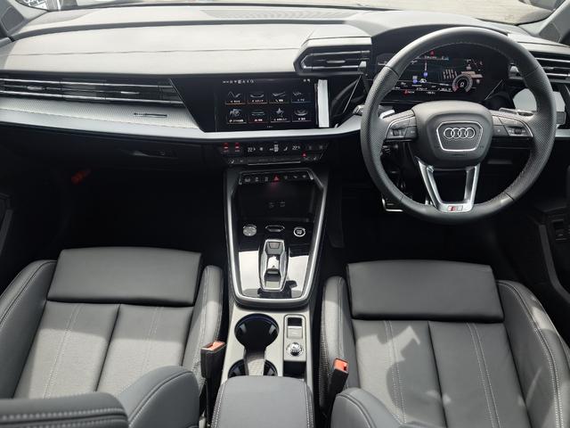 AUDI A3 SEDAN 30 TFSI S LINE