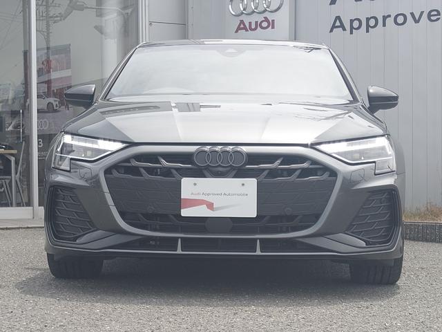 AUDI A3 SEDAN 30 TFSI S LINE