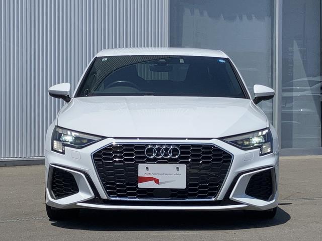 AUDI A3 SEDAN 30 TFSI S LINE