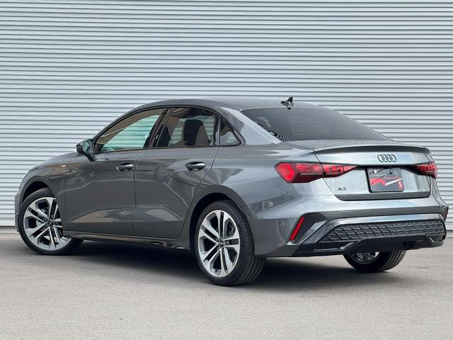 AUDI A3 SEDAN 30 TFSI S LINE