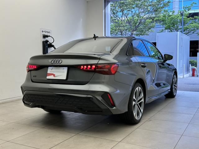 AUDI A3 SEDAN 30 TFSI S LINE