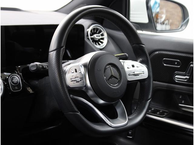 MERCEDES BENZ GLA-CLASS GLA200D 4MATIC AMG LEATHER EXCLUSIVE PACKAGE