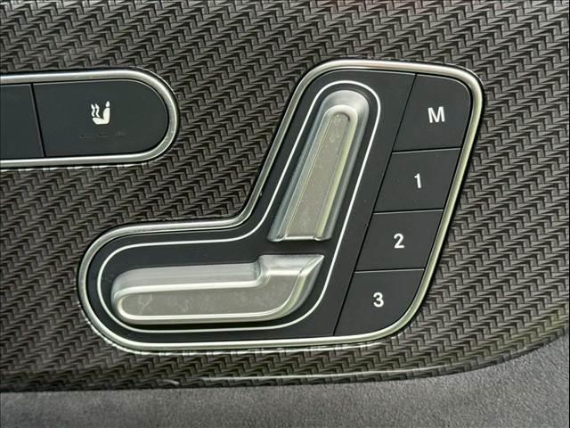 MERCEDES BENZ GLA-CLASS GLA200D 4MATIC AMG LINE
