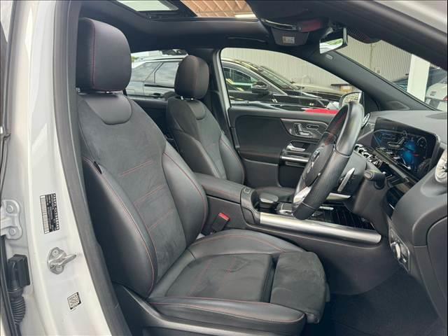 MERCEDES BENZ GLA-CLASS GLA200D 4MATIC AMG LINE