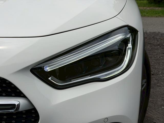 MERCEDES BENZ GLA-CLASS GLA200D 4MATIC AMG LINE
