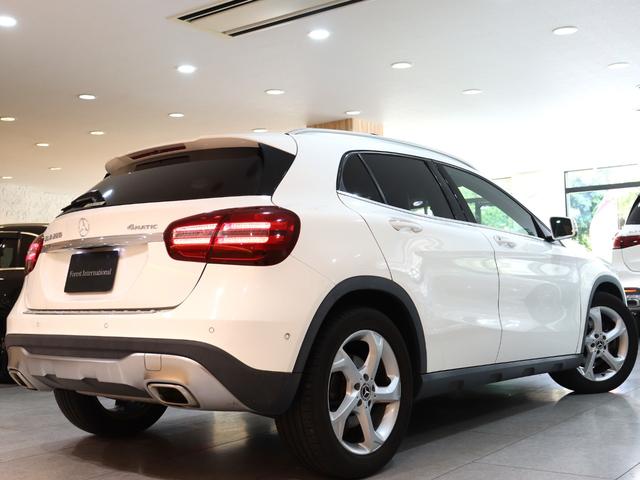 MERCEDES BENZ GLA-CLASS GLA220 4MATIC