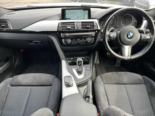 BMW 3 SERIES 320i M-SPORT