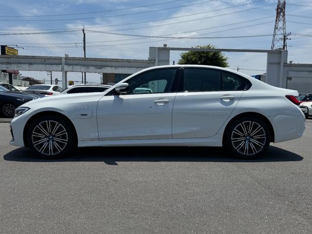 BMW 3 SERIES 330E M-SPORT EDITION JOY+