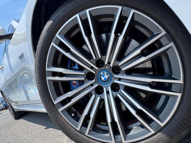 BMW 3 SERIES 330E M-SPORT EDITION JOY+