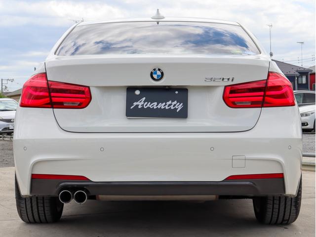BMW 3 SERIES 320i M-SPORT