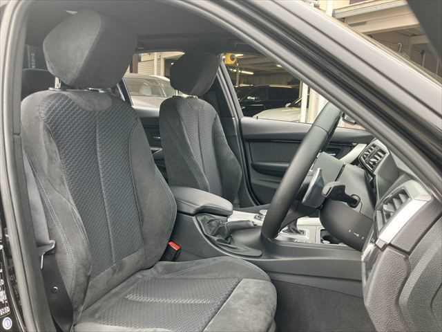 BMW 3 SERIES 320i M-SPORT