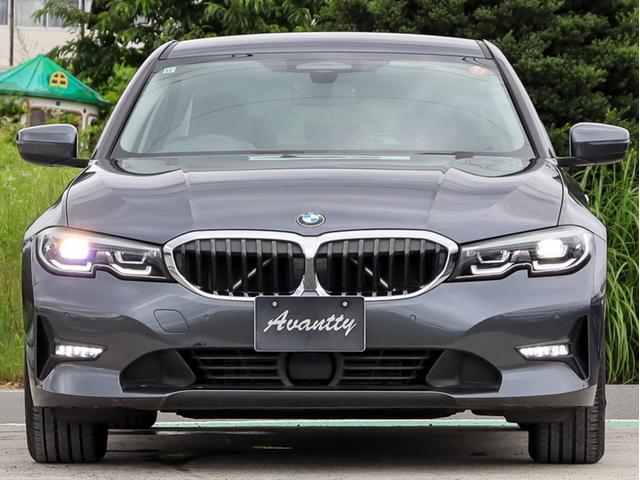 BMW 3 SERIES 320i