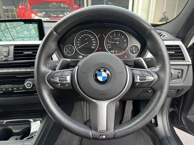 BMW 3 SERIES 320i M-SPORT