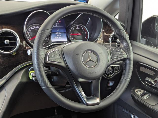 MERCEDES BENZ V-CLASS V220D AVANTGARDE LONG