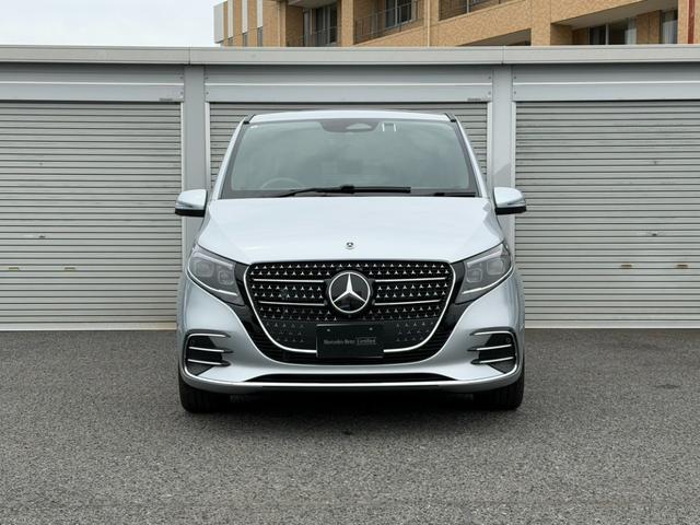 MERCEDES BENZ V-CLASS V220D LONG AMG LINE PACKAGE