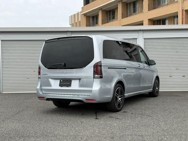 MERCEDES BENZ V-CLASS V220D LONG AMG LINE PACKAGE