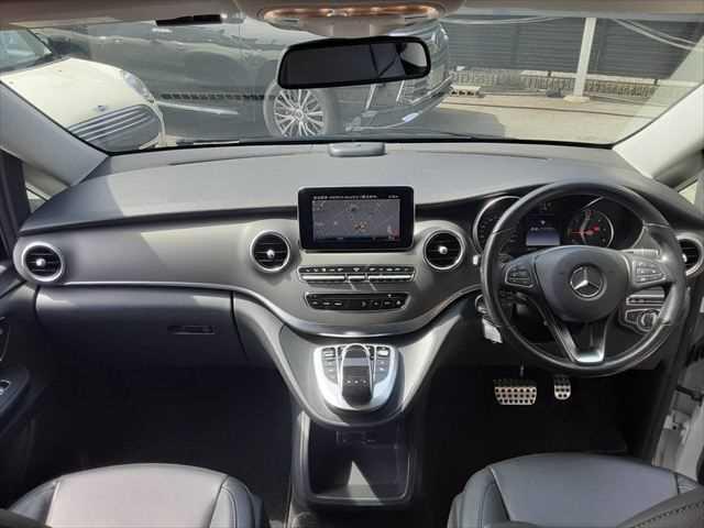 MERCEDES BENZ V-CLASS V220D