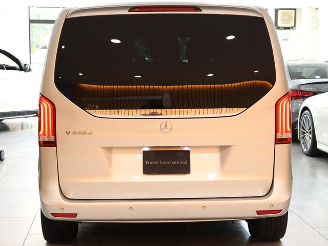 MERCEDES BENZ V-CLASS V220D SPORTS