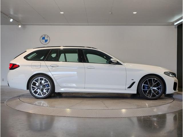 BMW 5 SERIES 530i TOURING M-SPORTS