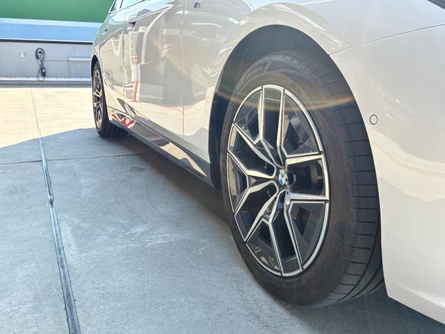 BMW 5 SERIES 523i TOURING M-SPORT
