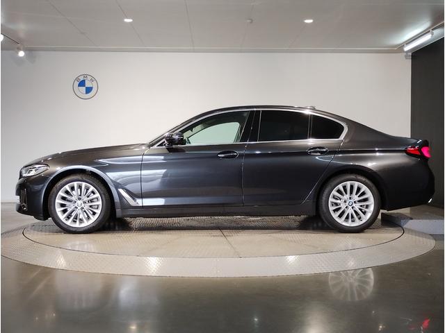 BMW 5 SERIES 523i LUXURY
