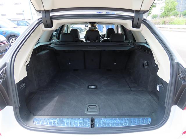 BMW 5 SERIES 530i TOURING LUXURY