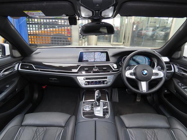 BMW 7 SERIES 740i M-SPORT