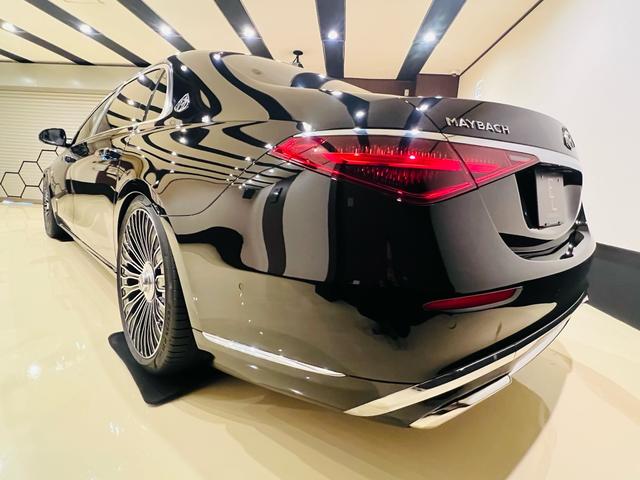 MERCEDES MAYBACH S-CLASS S680 4MATIC FIRST CLASS PACKAGE