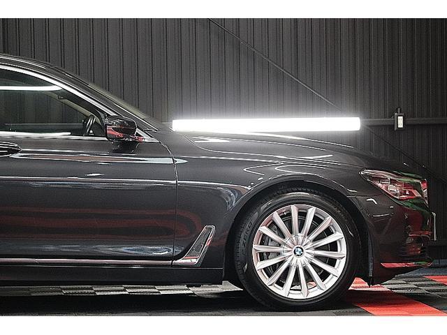 BMW 7 SERIES 740i