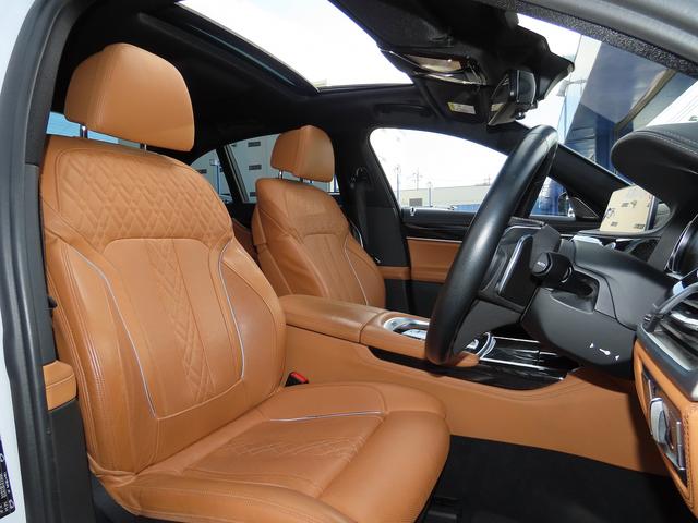 BMW 7 SERIES 740i M-SPORT