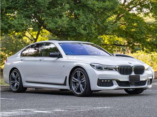 BMW 7 SERIES 740i M-SPORT