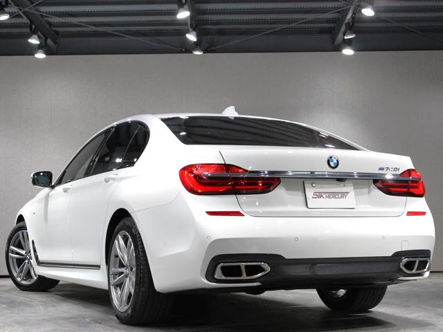 BMW 7 SERIES 740i M-SPORT