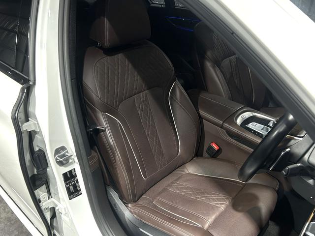 BMW 7 SERIES 740i M-SPORT